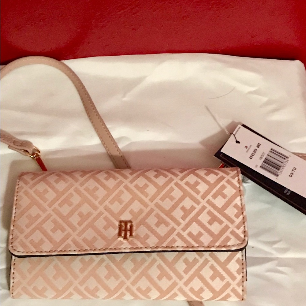 New Tommy Hilfiger small wallet purse